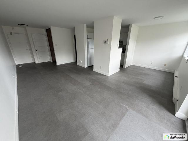 Apartment for rent in La Haute-Saint-Charles, Québec