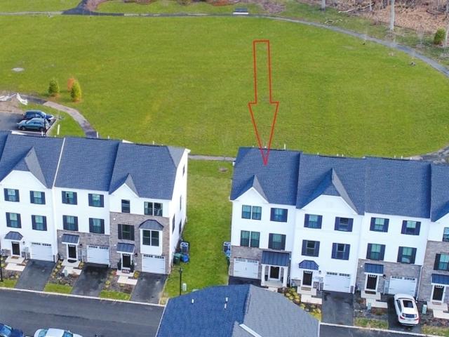 Townhouse for sale in Hackettstown, New Jersey