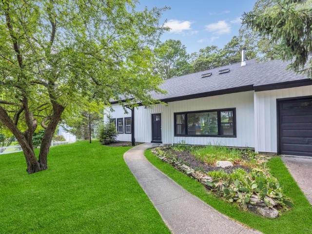 House for sale in Coram