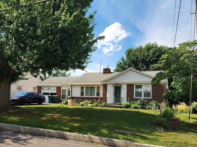 House for sale in Cumberland, Pennsylvania