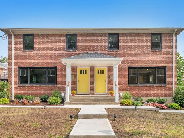 Duplex for rent in Summit, New Jersey