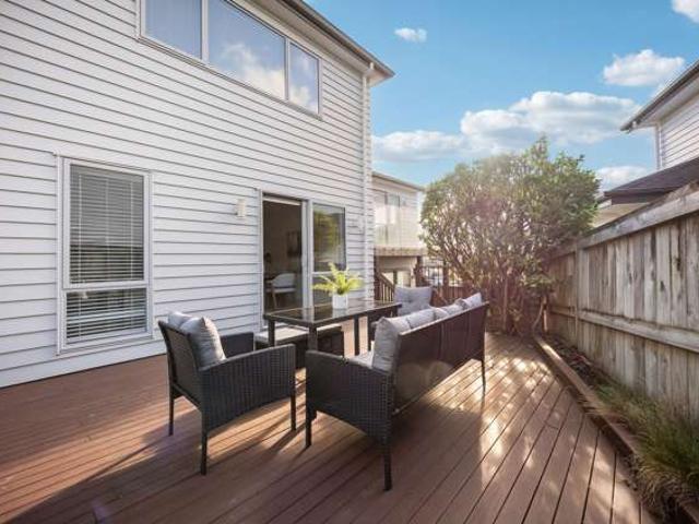 House for sale in Whangaparaoa