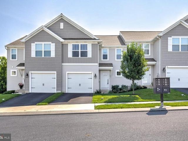 Townhouse for sale in Willow Street, Pennsylvania