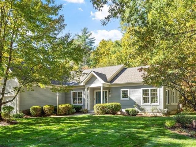 Condo for sale in Bedford, Massachusetts