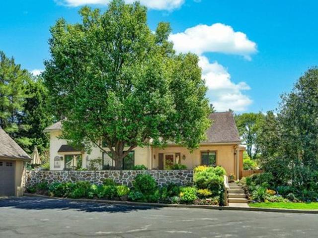 Townhouse for sale in Chester, Pennsylvania