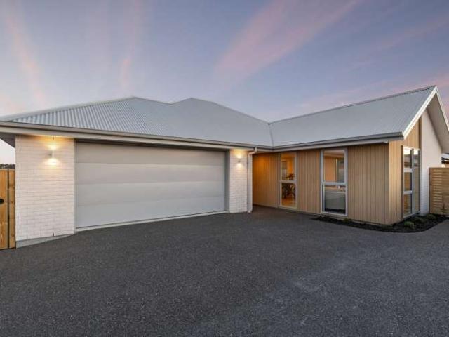 House for sale in Lincoln, Canterbury