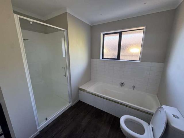 House for rent in Chaslands, Canterbury