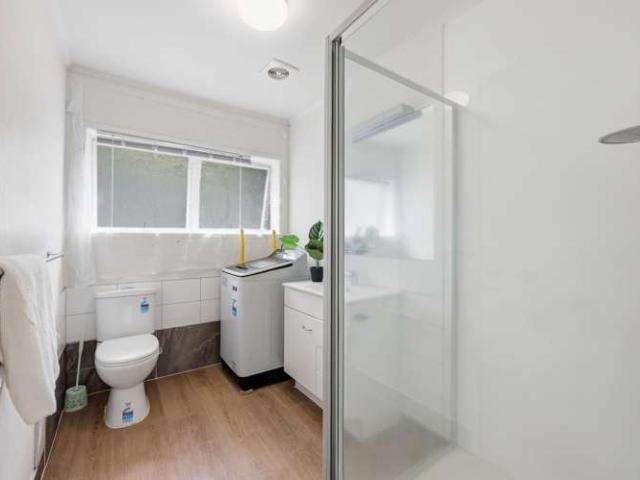 House for sale in Avondale