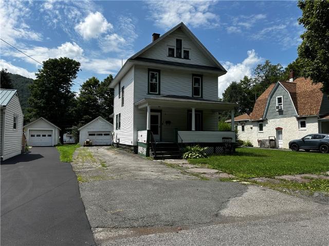 House for sale in Walton, New York