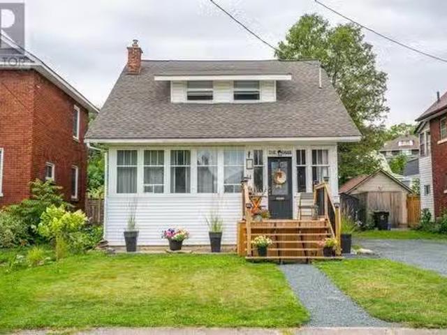 House for sale in Sault Sainte Marie, Ontario