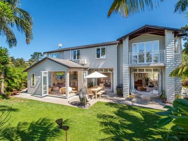 House for sale in Whangaparaoa