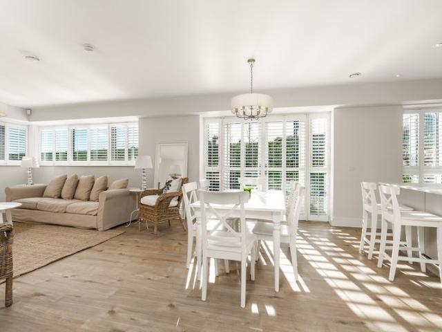 Apartment to rent in Malahide, North Tipperary