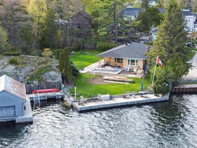 House for sale in Brockville, Ontario