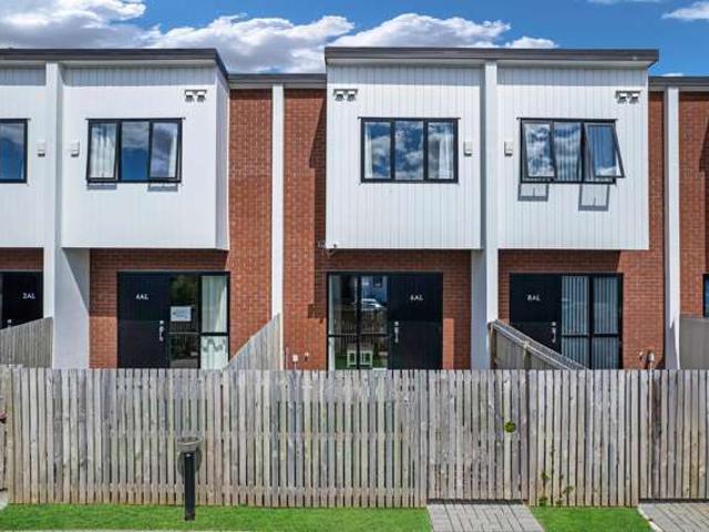 Townhouse for sale in Owhata