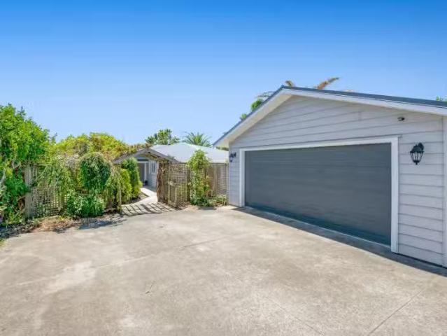 House for sale in Auckland, Oroua County