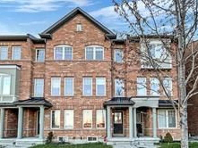 Townhouse for sale in Woburn, Ontario