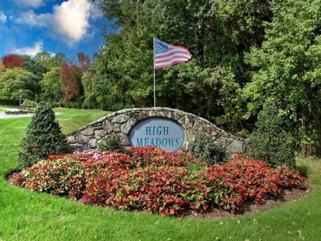 Condo for sale in Monroe