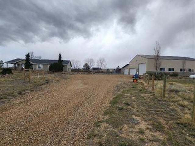 House for sale in Twin Bridges, Montana