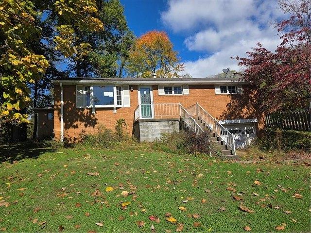 House for sale in Eighty Four, North Strabane Township