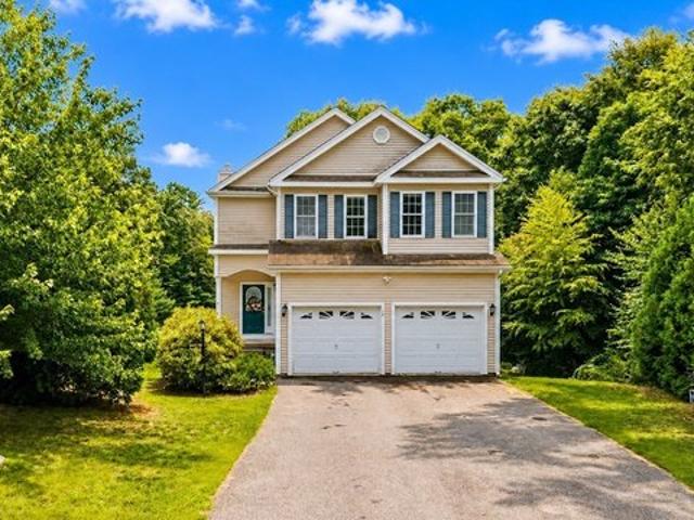 House for sale in Clinton, Massachusetts