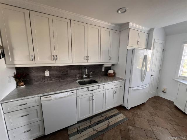 Condo for sale in Centereach, New York