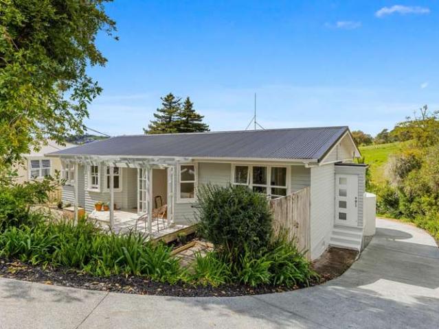 House for sale in Mahurangi
