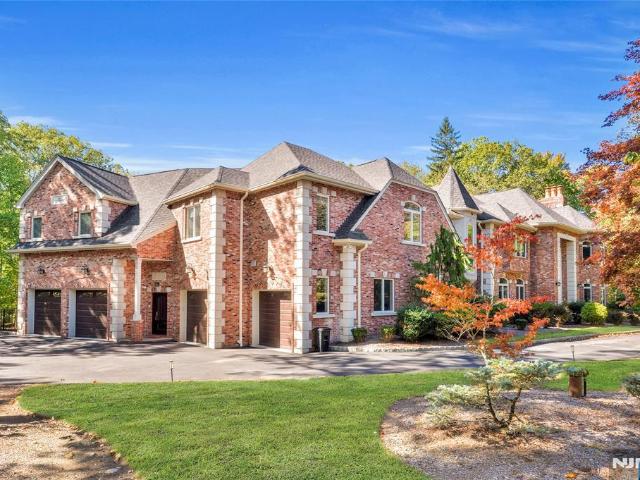 House for sale in Saddle River, New Jersey
