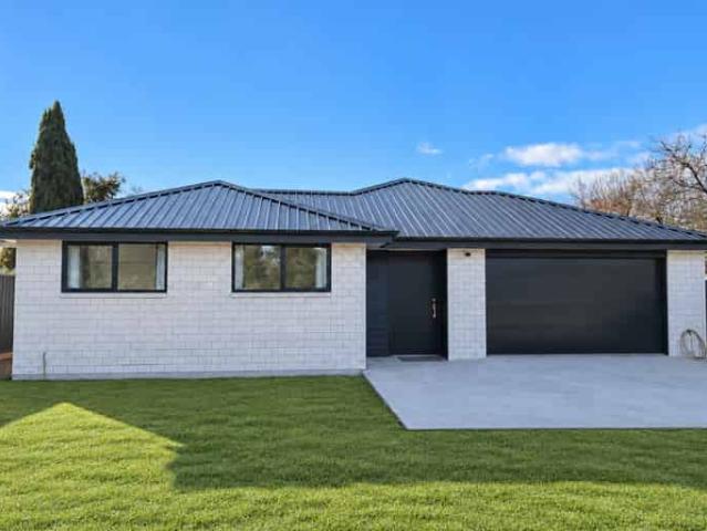 House for rent in Otakou