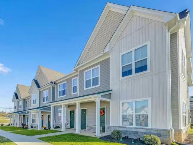 Condo for rent in Downingtown