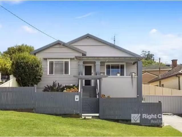 House for rent in Wollongong West, New South Wales