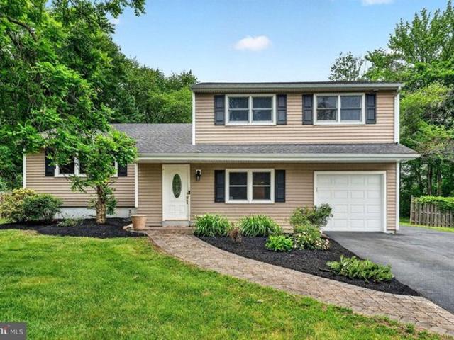 House for sale in Princeton Junction, New Jersey