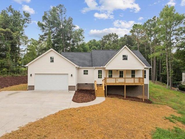 House for sale in Cohutta, Georgia
