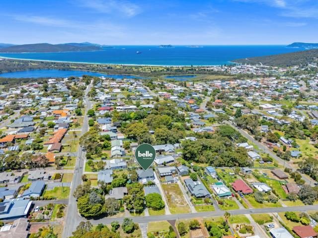 House for sale in Mira Mar, Western Australia