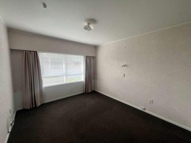 Apartment for rent in Awhitu, Oroua County