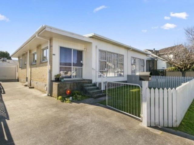 House for rent in Days Bay, Wellington