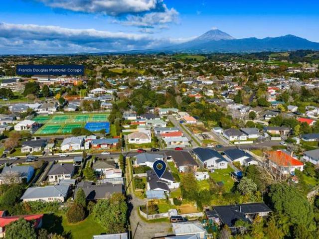 House for sale in Hillsborough, Taranaki