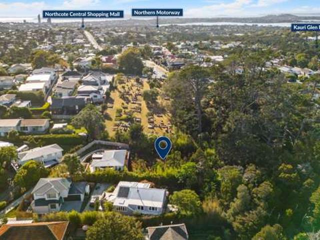 Land for sale in Wairau Valley