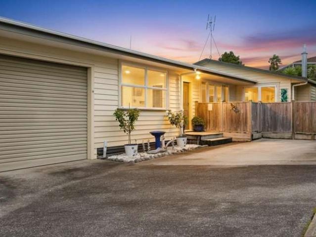 House for sale in Snells Beach