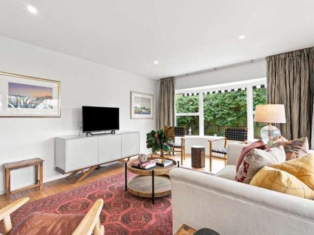 Townhouse for sale in Rowan, Canterbury