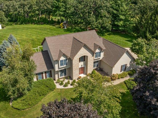 House for sale in Hampshire, Illinois