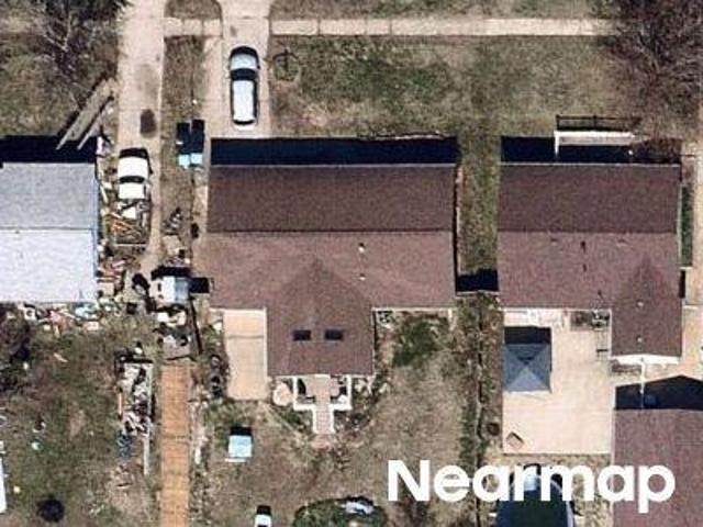 House for sale in Camanche, Iowa