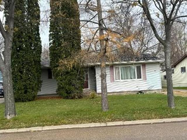 House for sale in Devils Lake, North Dakota