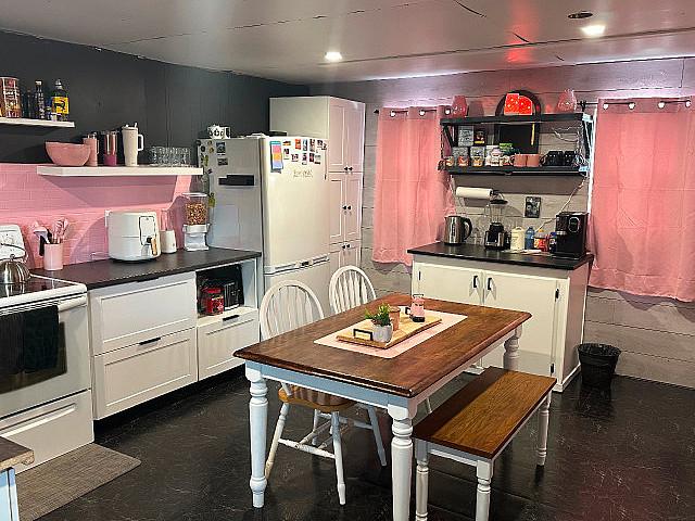 House for sale in Red Deer