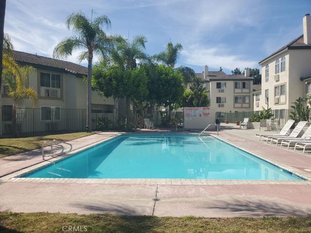Condo for sale in Paramount, California
