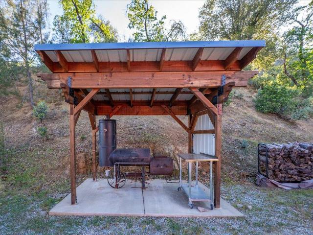 House for sale in Shasta, California