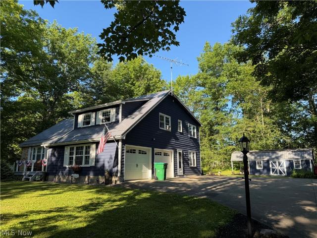 House for sale in Middlefield, Ohio