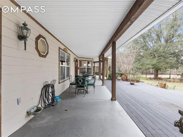 House for sale in Morriston, Florida
