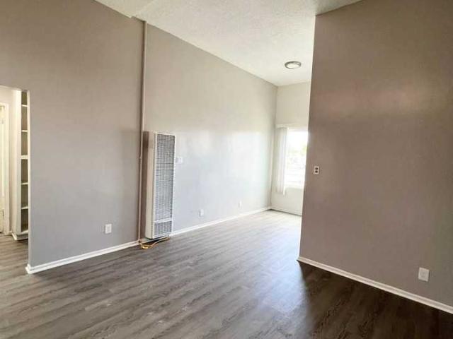 Apartment for rent in California