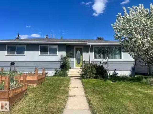 House for sale in Wedgewood, Alberta