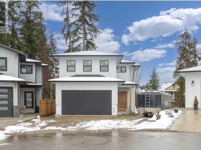House for sale in Salmon Arm, British Columbia